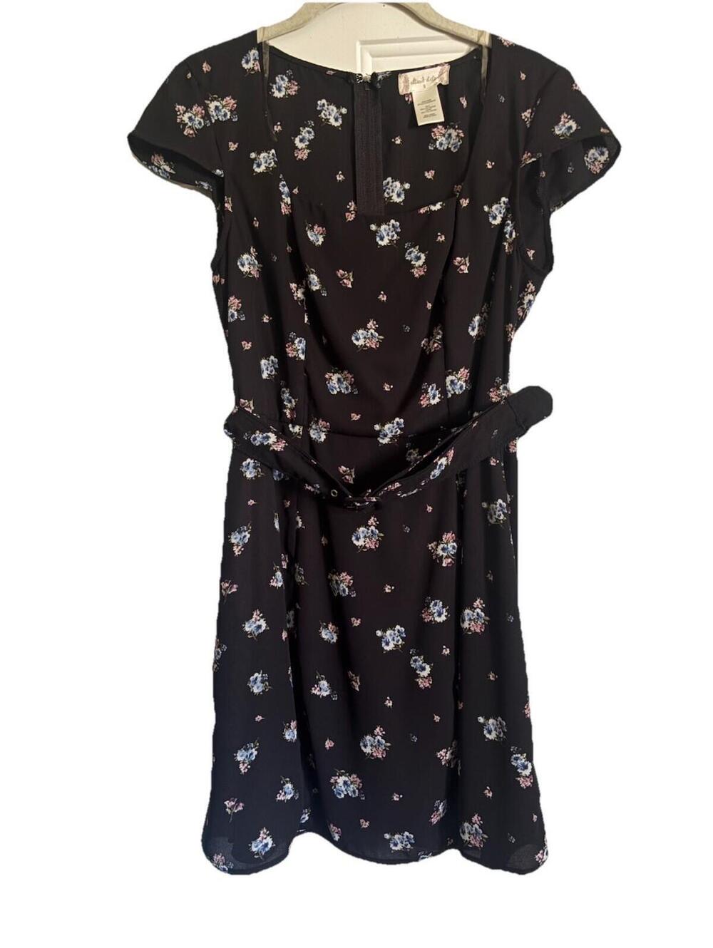 Altar'd State Dress Size Small NWOT Black Floral Belt